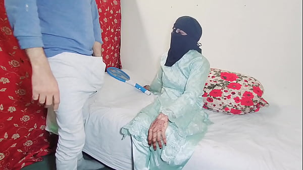 Goyangin Pantat Gede Gebetan India Sambil Ngewe Kasar Dari Belakang, Kontol Gede Masuk Dalem, Ngomong Kotor Pake Bahasa Hindi Bikin Makin Liar.