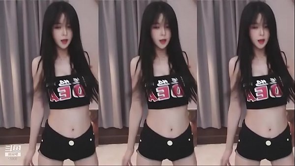 Cô Nàng Trung Quốc Nhảy Múa Với Thân Hình Nóng Bỏng, Từng đường Cong Gợi Cảm Khiến Ai Nhìn Cũng Phải Thèm Thuồng.