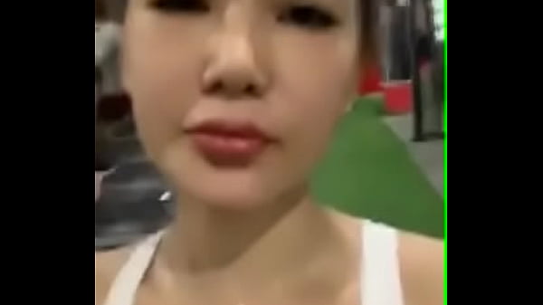 Cô Trang Live 2, Badan Montok Goyang-goyang Bikin Ngilu, Ngeces Lihatnya.