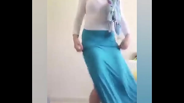 Tarian Arab Bikin Meleleh, Goyangannya Bikin Nagih, Bikin Pengen Lebih.