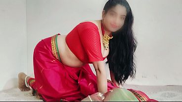 Hot Indian Bhabhi Berdada Besar Digilas Kontol Pakai Sari Merah, Suara Desi Bikin Ngilu