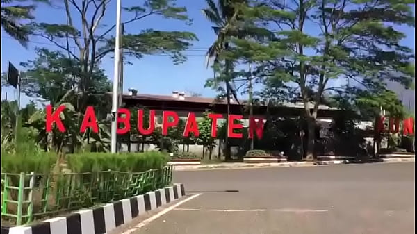 Goyang Goyang Thailand Bikin Basah, Live Colmek Sambil Nungguin Lo.