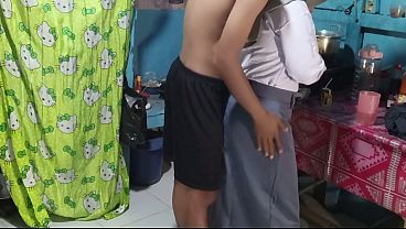 Ngentot Adik Ipar Di Dapur, Pas Siap-siap Berangkat Sekolah Malah Makin Greget