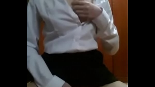 Cewek China Colmek Depan Kamera, Nungging Sambil Ngeloyor, Bikin Crot Di Handphone.