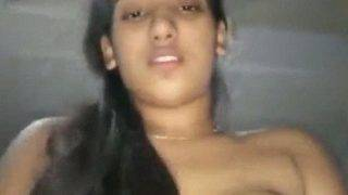 Bhabhi Imut Ngentot Kontol Pakai Kondom, Goyangannya Bikin Makin Ngegas
