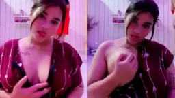 Kimmy Toge Mango, Goyangin Pantat Lo Bikin Meleleh, Id 71966778