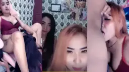 Moza Nyuruh Bestienya Jilatin Memeknya Sampe Basah Kuyup
