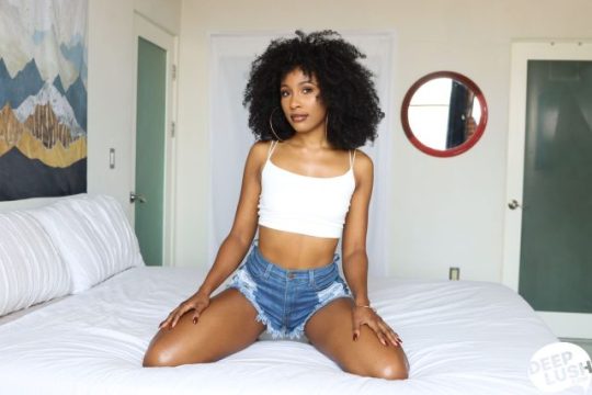 Olivia Jayy Ngentot Pertama Kali, Mulus Dan Basah Banget