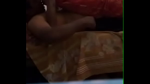 Desi Istri Lagi Nungging Di Atas, Siap Digenjot.