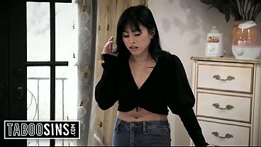 Satu Pelacur Asia Kesepian Butuh Bibit Birahi Untuk Menghamili Rahimnya.