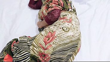 Aku Kencengin Mertua Kira Lagi Kencengin Istri Sendiri.