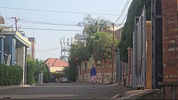 Ibu Arab Lagi Colmek Di Pinggir Jalan Dekat Rumah, Bikin Lihat Langsung Tegang.