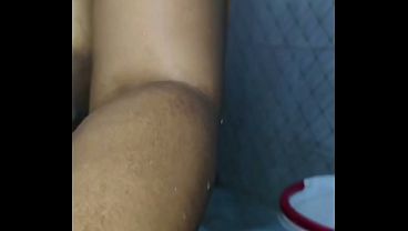 Ibu Tiri Desi India Lagi Mandi, Mms Kamera Tersembunyi, Istri Beneran