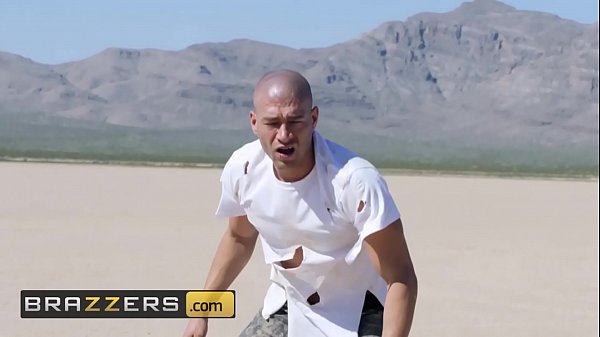 Pornstars Suka Yang Besar – Nicole Aniston & Xander Corvus Bikin Panas Di Oasis Nikmat Brazzers